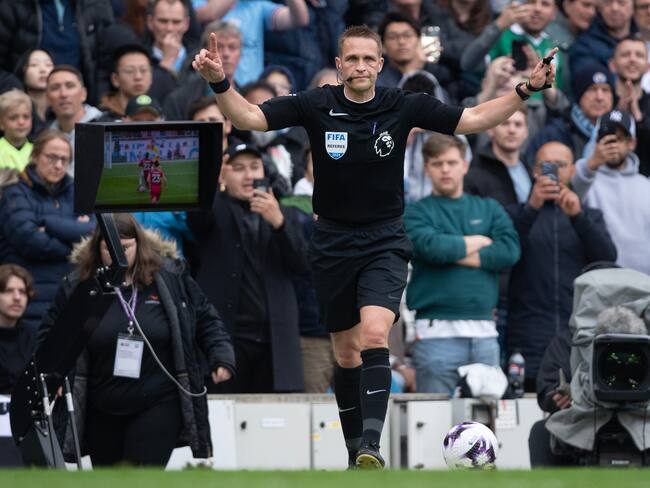 La Premier League evaluará la posibilidad de eliminar el VAR para la próxima temporada