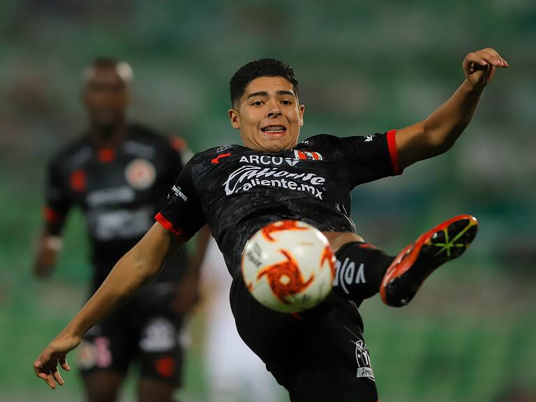 Víctor Guzmán de Xolos al Besiktas
