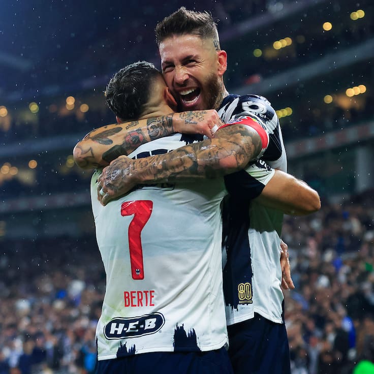 Rayados triunfa por la mínima diferencia ante Toluca por la semifinal ida en el Gigante de Acero