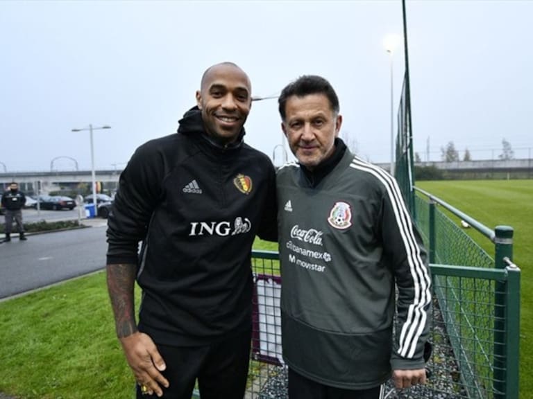 Thierry Henry se tomó una foto con Juan Carlos Osorio. Foto: Twitter