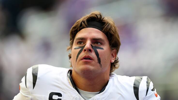 Baltimore Ravens cancela cambio de Maxx Crosby y firma a Trey Hendrickson por millonario contrato