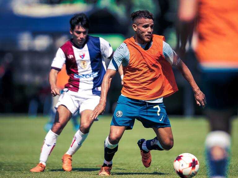 LAS ÁGUILAS DERROTARON 10 POR 1 AL LOS POTROS
