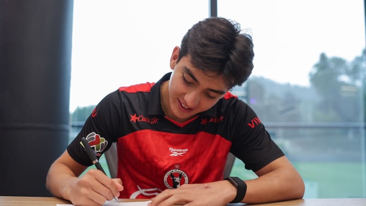 Gilberto Mora extiende su contrato con Xolos y usará el número 10