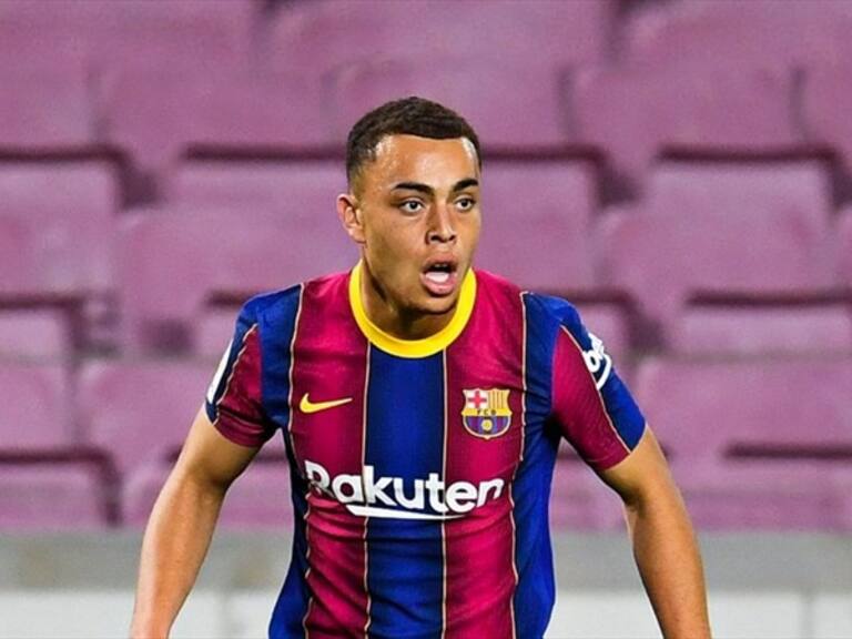 Sergiño Dest Barcelona. Foto: Getty Images