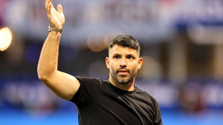 Kun Agüero demanda al Barcelona por adeudo de el pago de tres millones de euros, después de su retiro