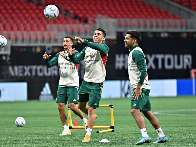 La ‘improvisada’ delantera de México para enfrentar a Paraguay