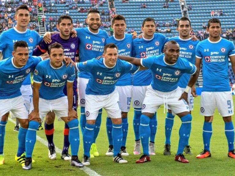 Alineación Cruz Azul. Foto: TWITTER: @jesuscorona01