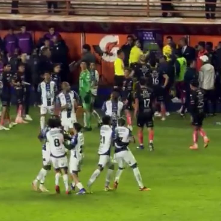 Enner Valencia y Luis Quiñones casi llegan a los golpes |VIDEO