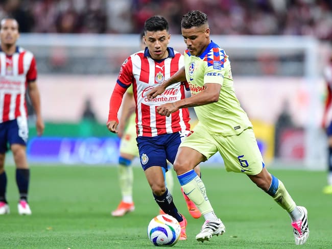 Chivas y América empatan sin goles y dejan todo para la vuelta de Semifinales en el Azteca