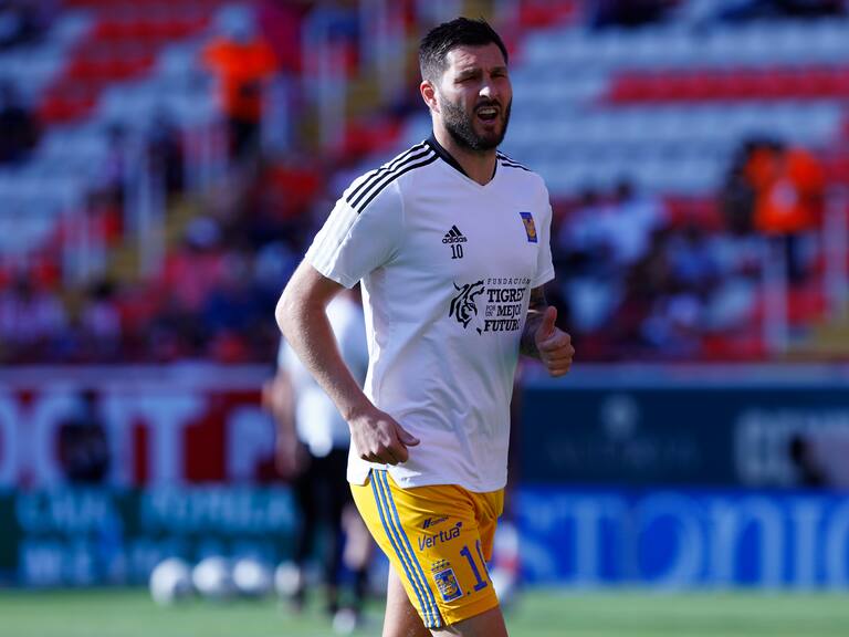 Gignac ayudó al equipo femenil de Querétaro