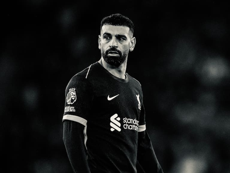 MOHAMED SALAH SE VE FUERA DEL LIVERPOOL