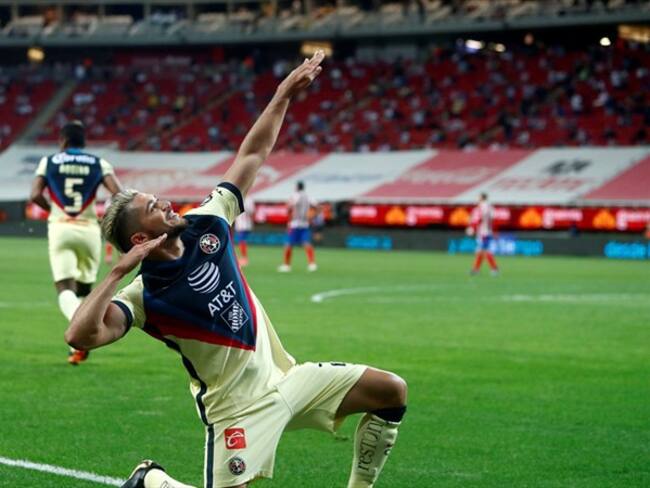 ¡América aplasta a las Chivas y el Clásico se pinta azulcrema!