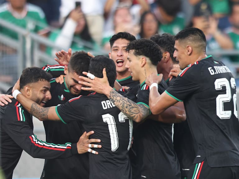 México supera a Australia en su preparación rumbo al Mundial