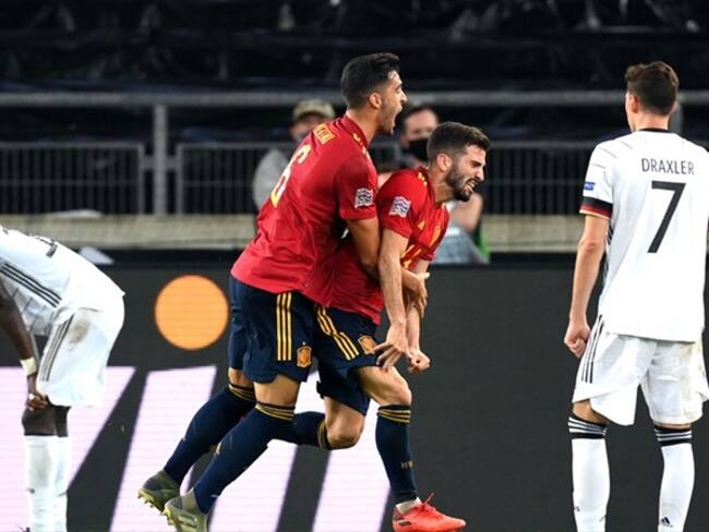 España rescata cardiaco empate ante Alemania en el arranque de la Nations League