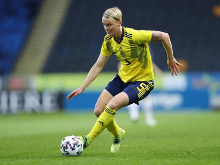 Las jugadoras de Suecia tuvieron que mostrar sus genitales en la Copa Mundial Femenina en 2011