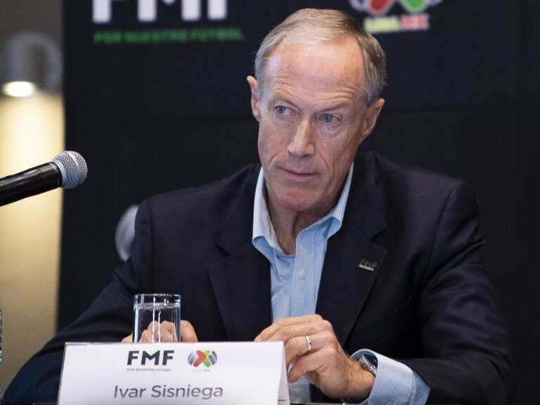 Ivar Sisniega entreva Exclusiva Claro Sports en W Radio