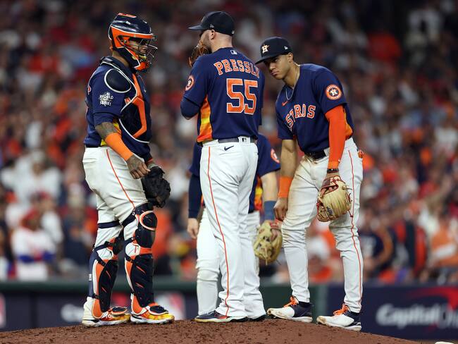 ¡Serie Mundial on fire! Astros y Phillies empatados