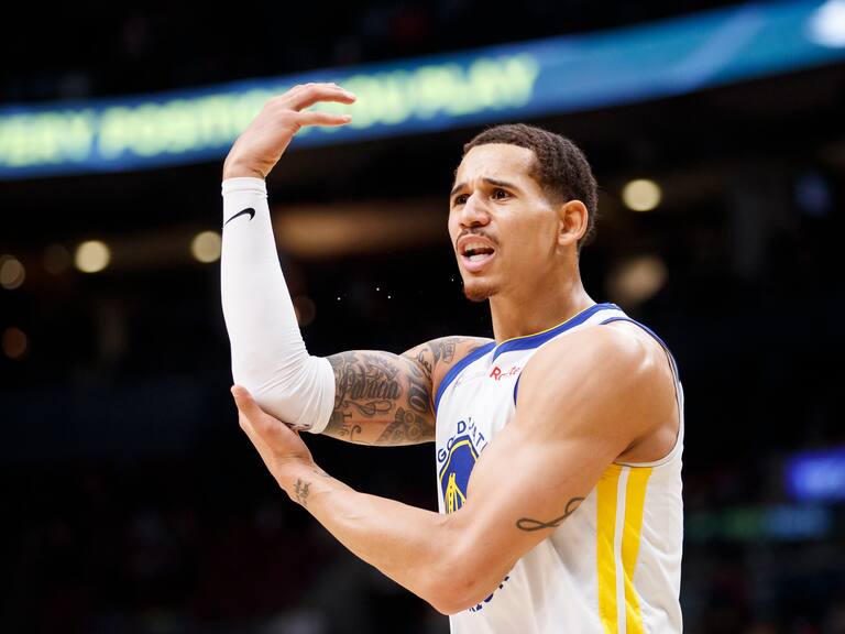 Juan Toscano jugará con LeBron James