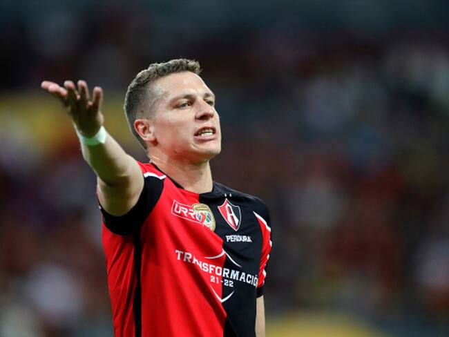 Julio Furch deja el Atlas y es nuevo jugador del Santos de Brasil