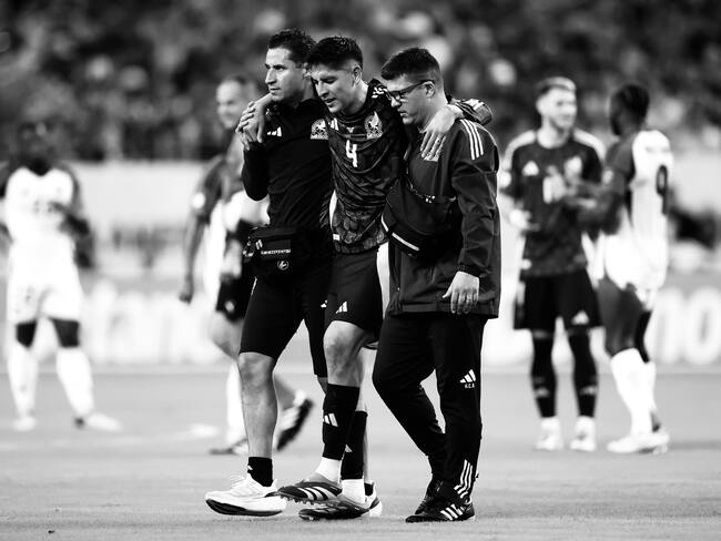 Edson Álvarez se rompe y sale de cambio con lagrimas dentro del debut de Copa América 2024