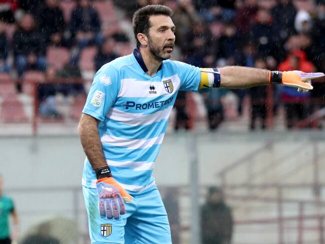 Gianluigi Buffon se retira del futbol a los 45 años