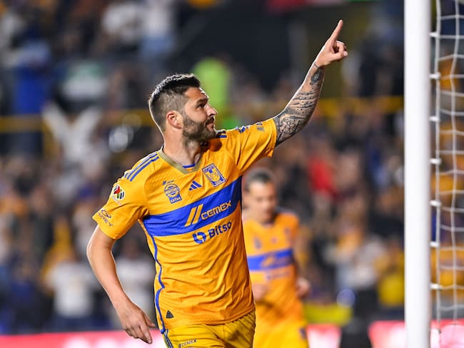 Gignac salva a Tigres de último momento y gana por la mínima ante Juárez