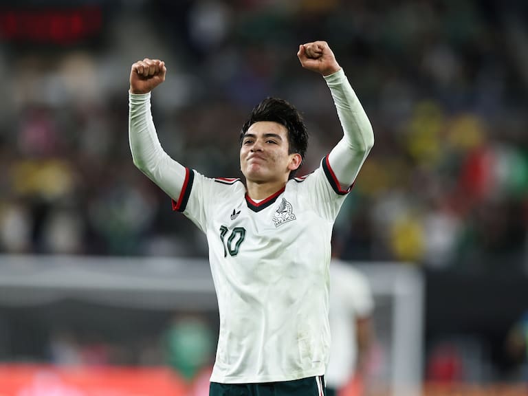 Gilberto Mora salvó a Rafa Márquez de debutar con una derrota