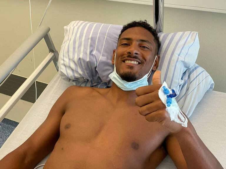 Sébastien Haller fue operado con éxito