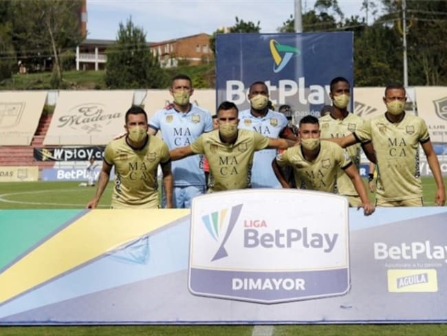 Papelón en Colombia: Obligan a Águilas Doradas a jugar ¡¡Con solo 7 jugadores!!