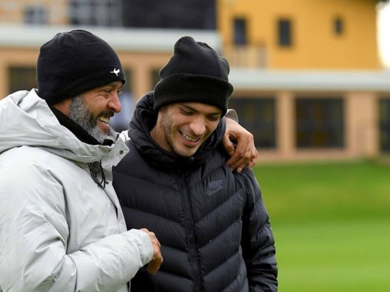 Raúl Jiménez y Nuno Wolves. Foto: Getty Images