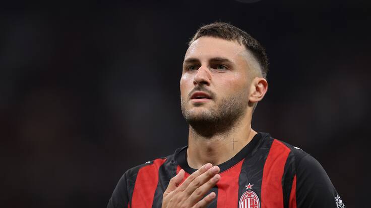 Santiago Giménez alista su regreso al AC Milan tras cinco meses de ausencia