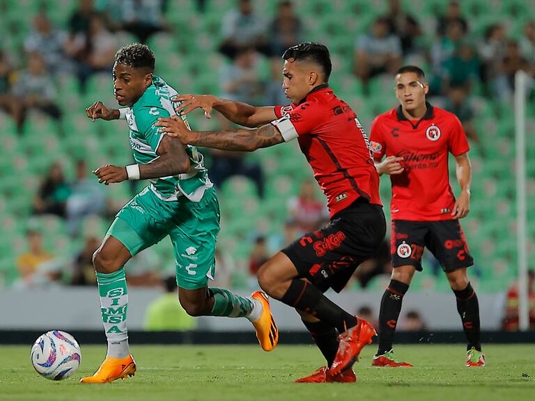 Santos Laguna consiguió la victoria ante Xolos, tras superarlo 2-1