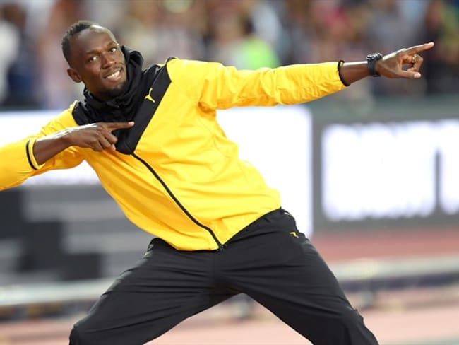 Usain Bolt cambiaría la pista de atletismo por la cancha de futbol.