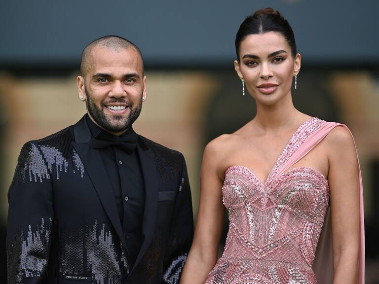 Dani Alves y Joana Sanz