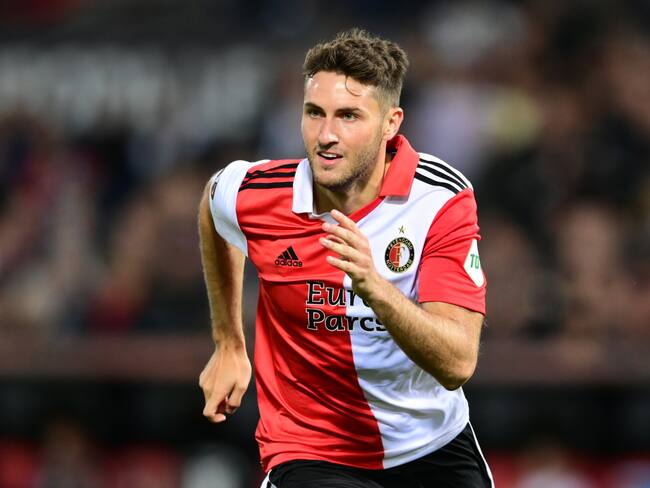 Golazo de Santiago Giménez con el Feyenoord en Europa League