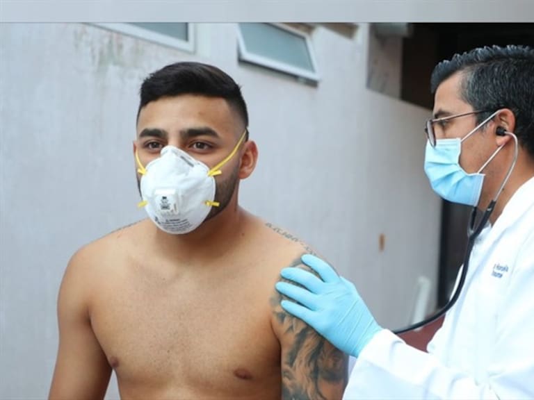Chivas se presentó a exámenes médicos . Foto: Twitter @Chivas