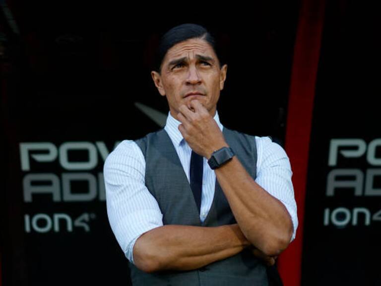 Francisco Palencia regresa a los banquillos, dirigirá al Sporting FC en Costa Rica.