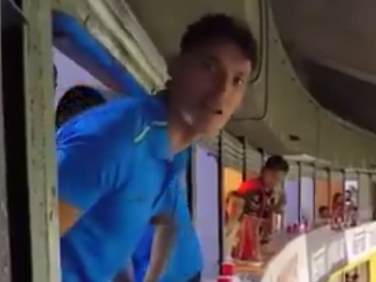 Chiquete Orozco explota contra aficionado del Atlas y pierde la cabeza