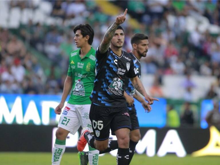 Víctor Guzmán celebra un gol . Foto: Getty Images
