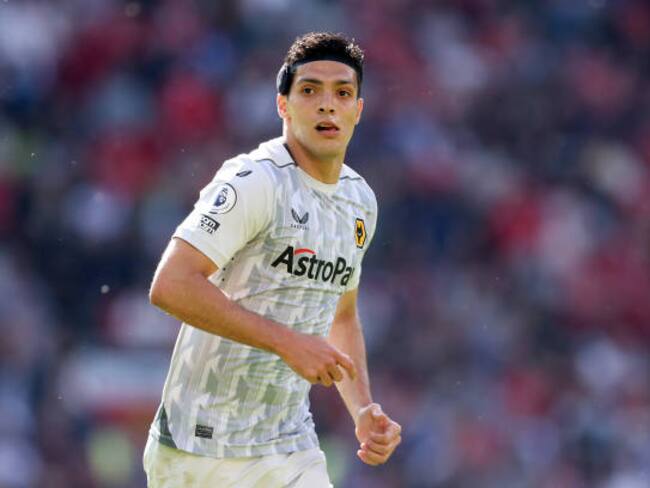 Raúl Jiménez reaparece con el Wolverhampton contra el Manchester United