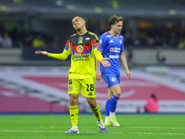 América y Cruz Azul dividen puntos en el regreso al Estadio Azteca