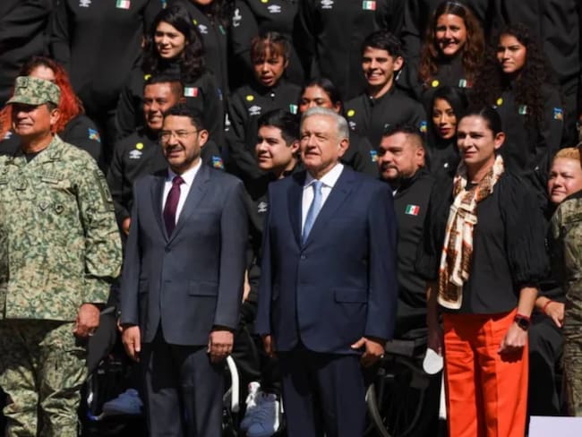 AMLO otorga abanderamiento a delegación mexicana para los Juegos Parapanamericanos 2023
