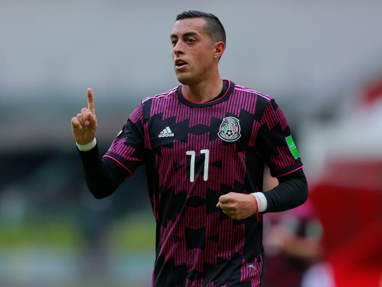 Rogelio Funes Mori no puedo estar con el tricolor por una lesión que sufrió durante el duelo entre Rayados vs Toluca