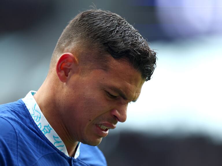 THIAGO SILVA SE LESIONÓ Y ESTARÁ FUERA CON EL CHELSEA