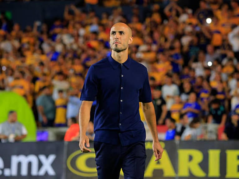Guido Pizarro podría ser el técnico más joven en consagrarse campeón en la Liga MX