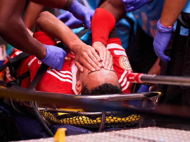 Jamal Musiala sufre escalofriante lesión tras chocar con Donnarumma VIDEO