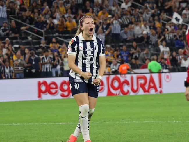 Katty Martínez sufre rotura de ligamento: ¿Cuánto tiempo estará fuera de las canchas?