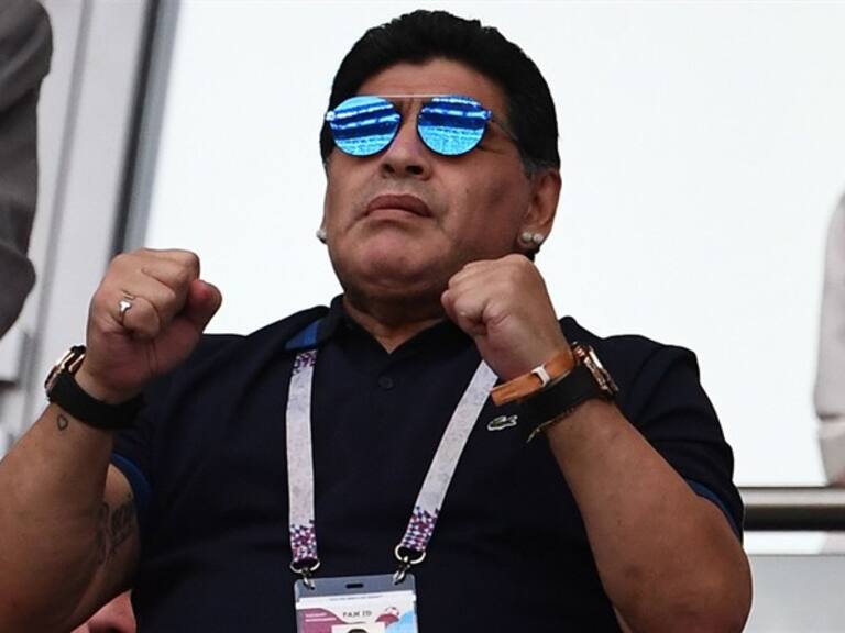 Maradona y pareja. Foto: