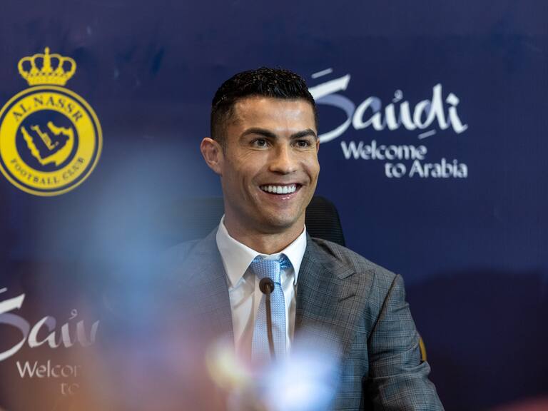 Cristiano Ronaldo en su presentación con el Al Nassr