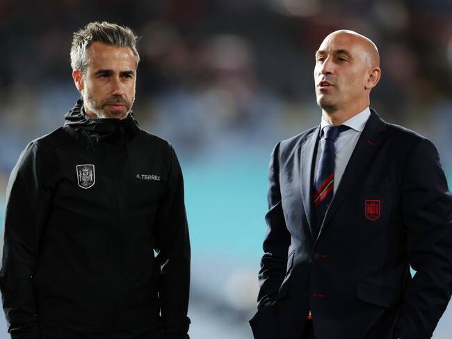 Video| Luis Rubiales pide perdón ante el polémico beso de Jennifer Hermoso; Jorge Vilda envuelto en polémicas por posible acoso